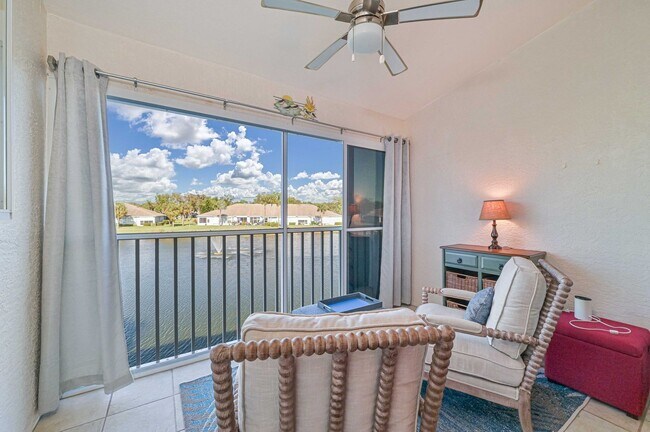 Photo - ~ 2/2 Lake View ~  FULLY FURNISHED turnkey~ Unidad 3227