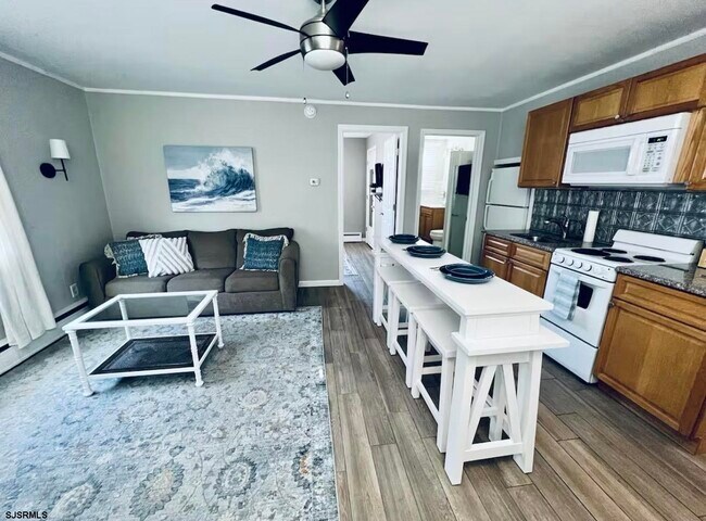 Photo - 512 W Brigantine Ave Unidad A