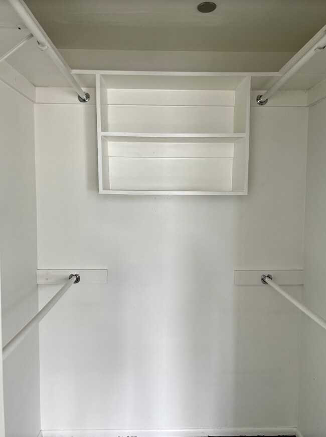 Photo - 23 Water Grant St Unidad 10c