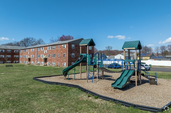 Stonebridge Run Apartments