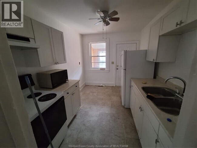 Photo - 3219 Linwood Pl