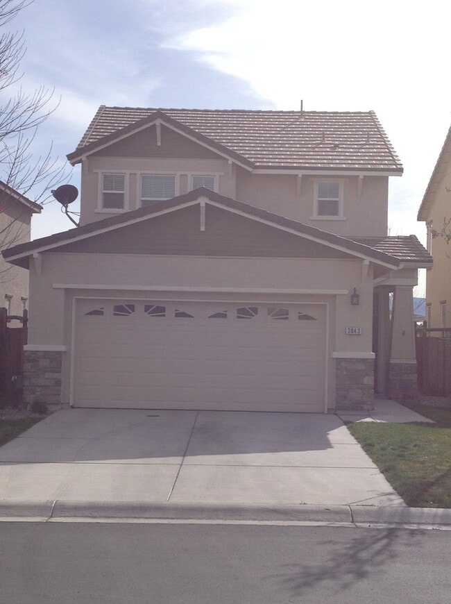 Building Photo - Home in Gated Community with Open Space Views