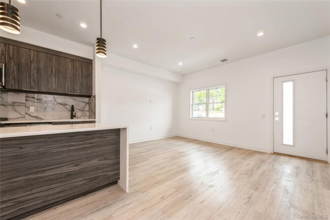 Building Photo - 418 Atlantic Ave Unit 110 Rental