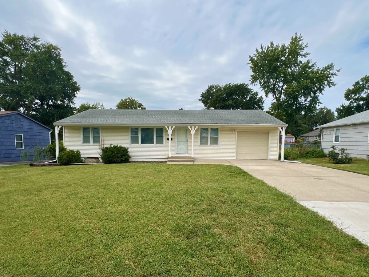 SEE IT NOW: Charming 4-Bedroom Home in the... - SEE IT NOW: Charming 4-Bedroom Home in the...