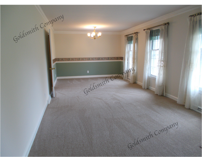 "3-Bed, 2-Bath Home with 1700 Sq. Ft. of Comfort in Taylors, SC!"