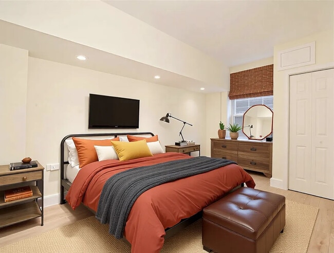 Building Photo - 48 Beacon St Unit A