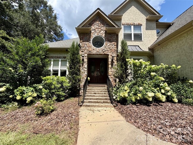 Photo - 617 Lakeview Landing Rd
