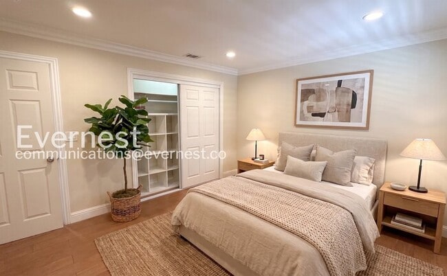 Photo - 1111 Madera Ave