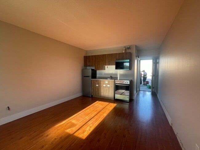 Photo - 1500 Dogwood St