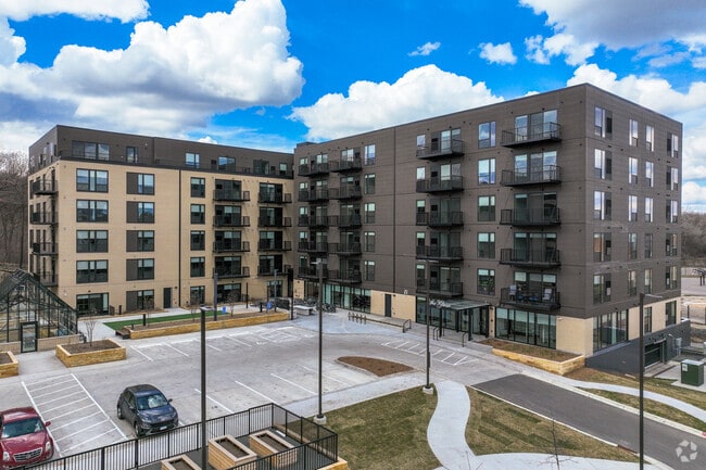 The Eloise Apartments