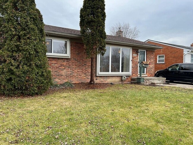 Photo - Move-In Ready 3 Bedroom, 1.5 Bathroom Home in Westland
