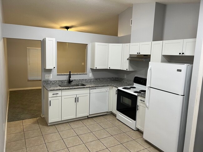 Photo - 10128 Portale Ave