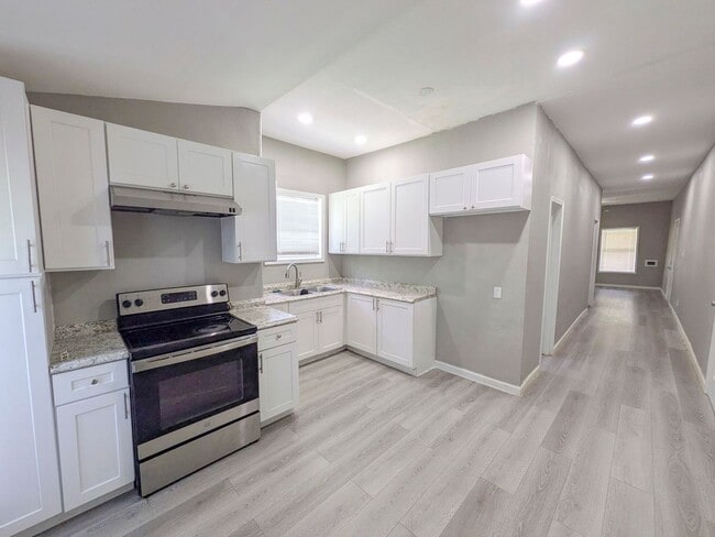 Photo - 1478 Johns St Unit 1478 Johns St - 2-RTR 07/17/26