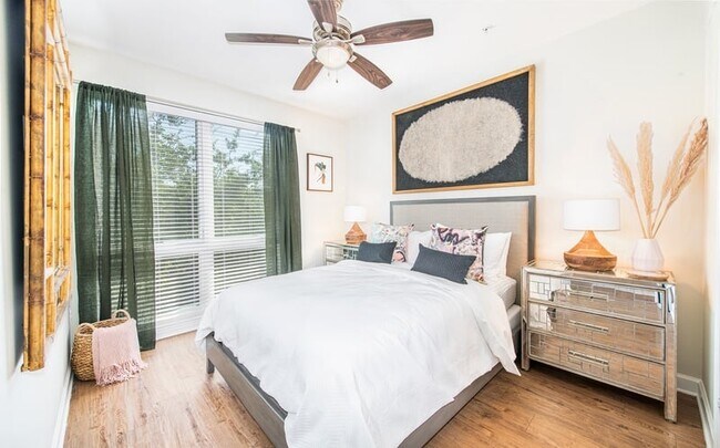 Photo - The Charleigh Apartamentos