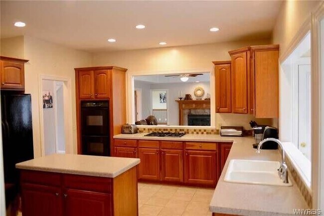 Photo - 8350 Manchester Park Dr