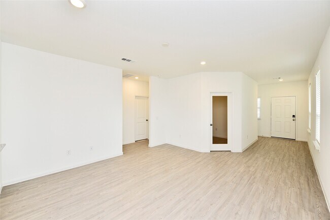 Photo - 26386 Cedar Sedge Dr