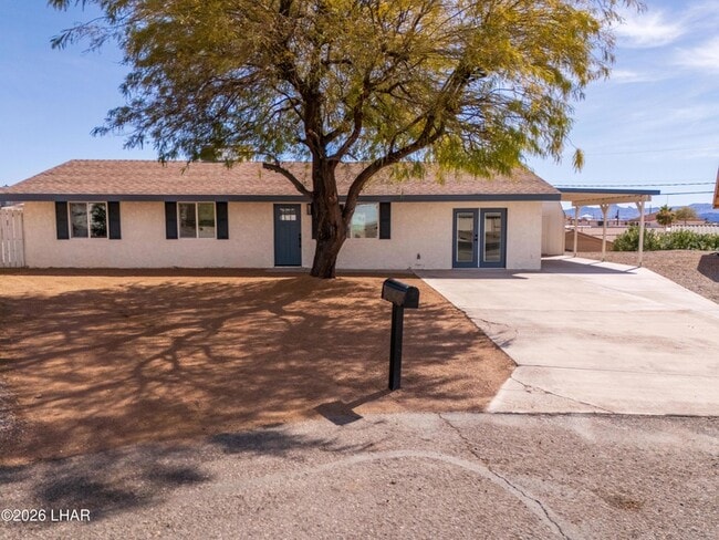 Photo - 2150 Lake Havasu Plaza