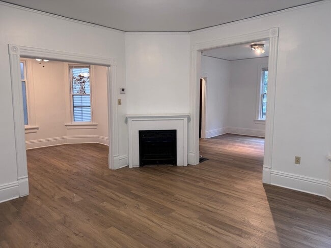 Photo - 2577 N Frederick Ave