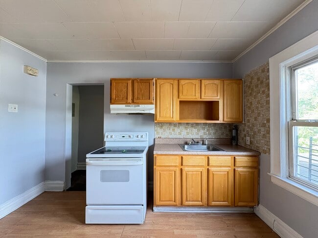 Photo - 133 Isabella Ave Apartments Unit 3