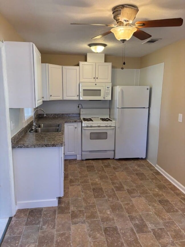 Photo - Charming Home You’ll Love Coming Home To.