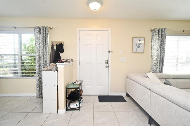 Photo - 200 Carina Cir