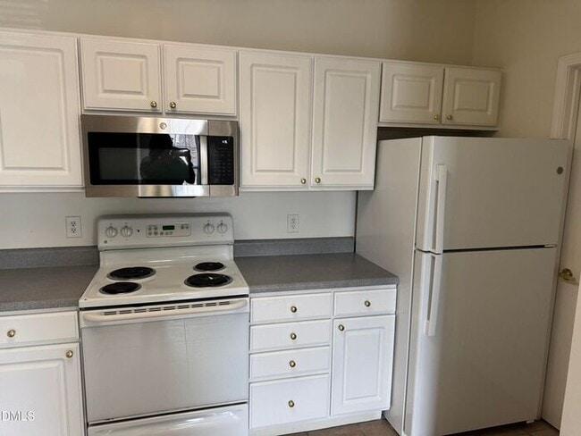 Photo - 1 Bed 1.5 Bath in Brier Creek! Available NOW!