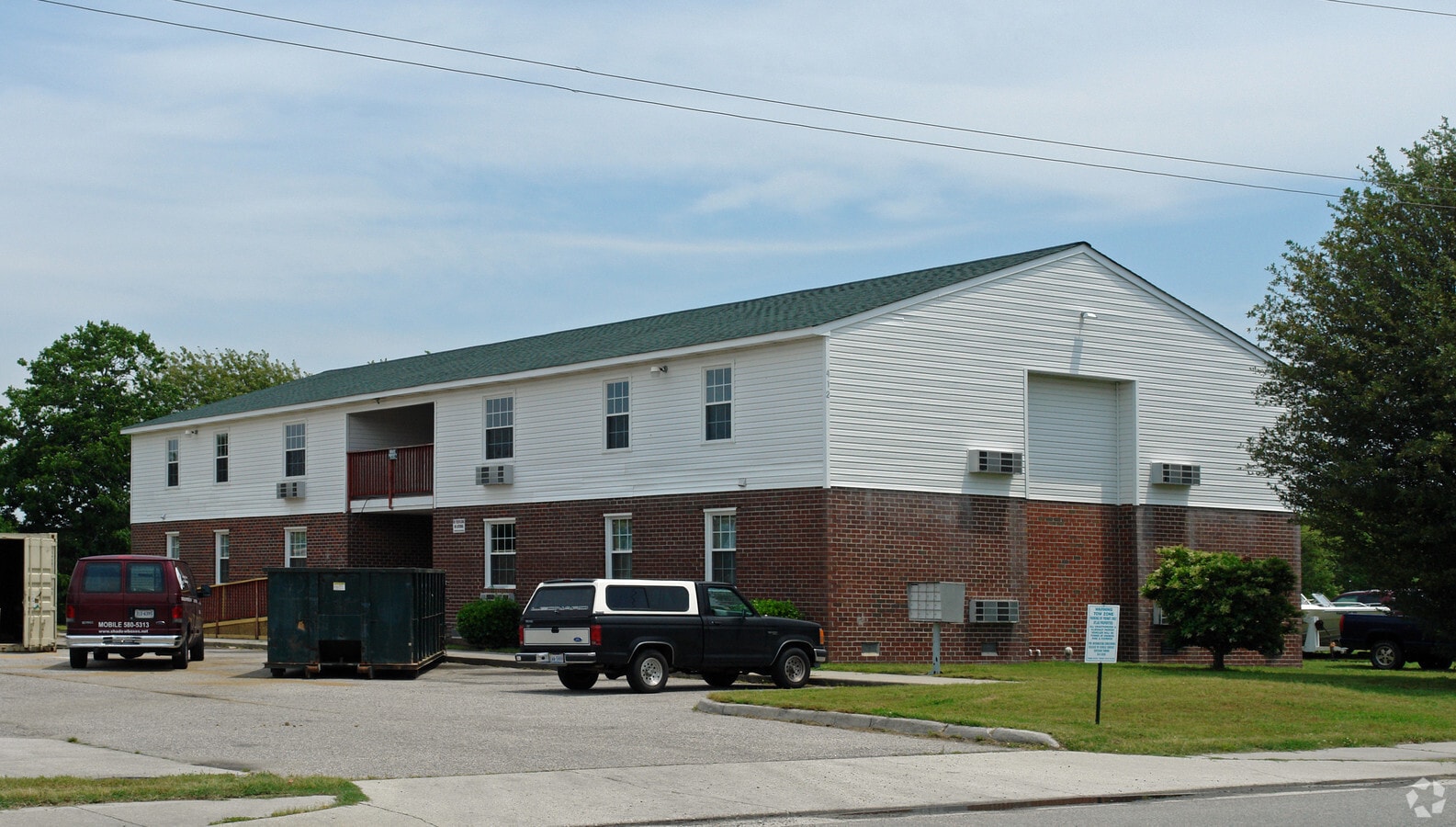 JAMES RIVER COMMONS - JAMES RIVER COMMONS Apartments