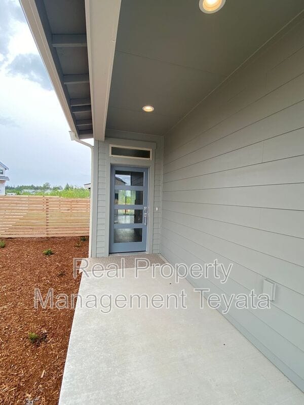 Photo - 809 Northview St