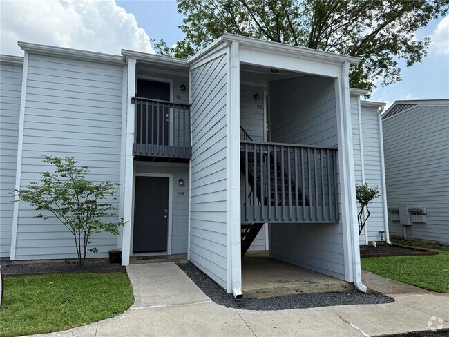 Building Photo - 13151 Walden Rd Unit 110 Rental