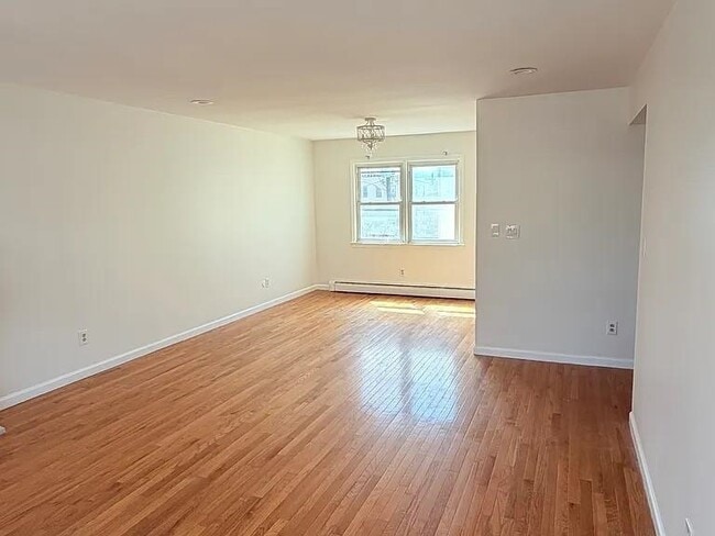 Photo - 79 Paterson St Unit 2