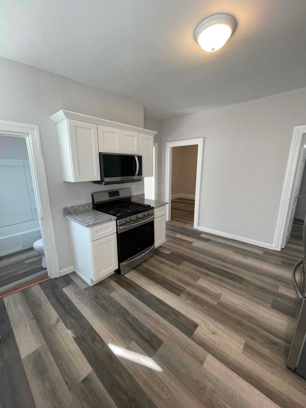 Building Photo - 9 Berlin St