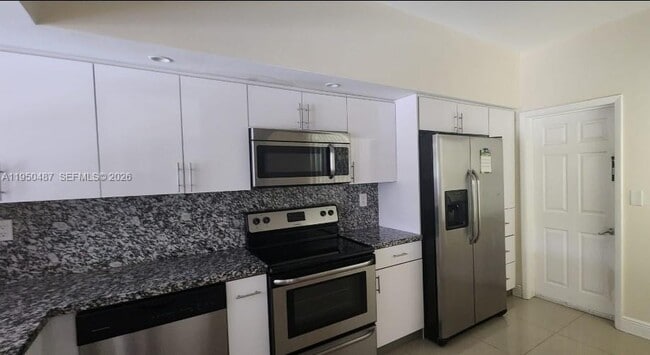 Photo - 11837 SW 100th St