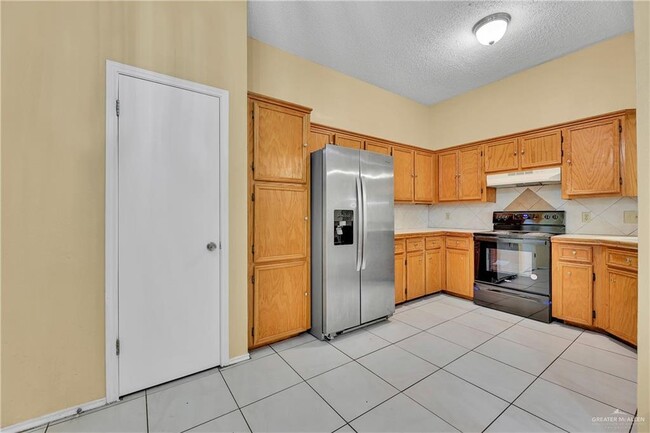 Photo - 29 Martin Ave