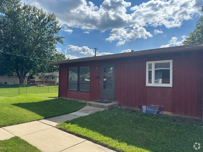 Building Photo - Two Bedroom Apartment in Rochester MN