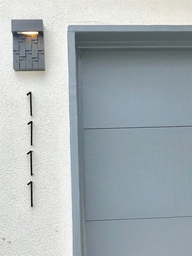 Photo - 1111 Edwards St