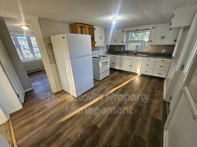 Photo - 178 Church St