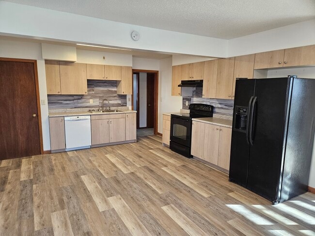 Photo - 705 N Highland Ave