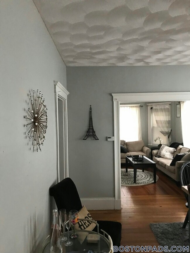 Building Photo - 156 Middlesex Ave