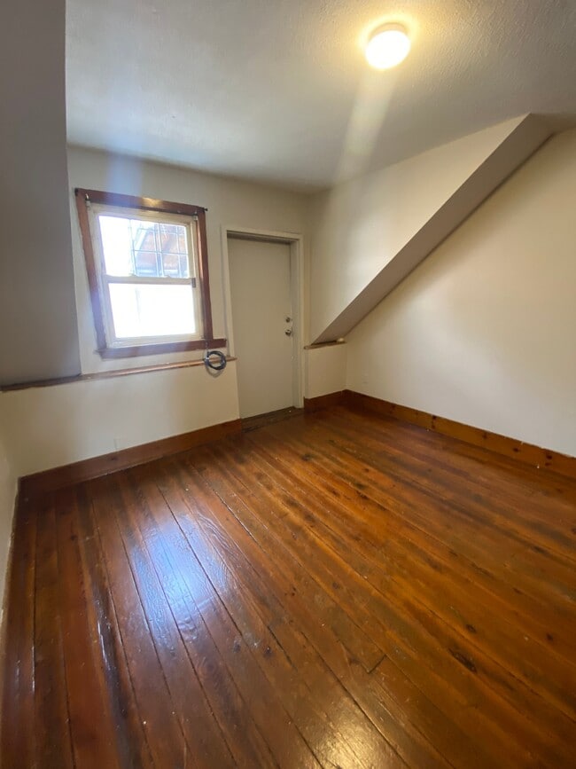 Photo - 442 Farmington Ave Unit 3W