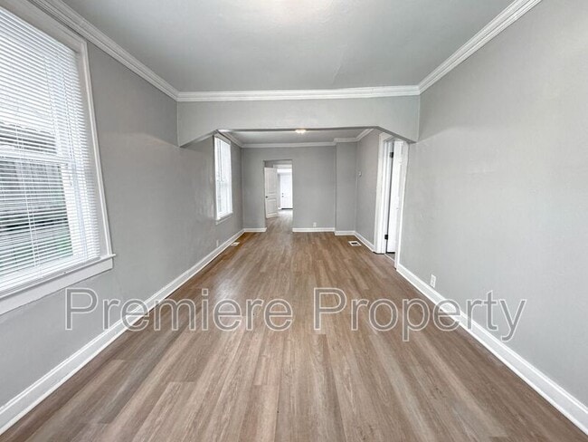 Photo - 1537 S Willow Ave