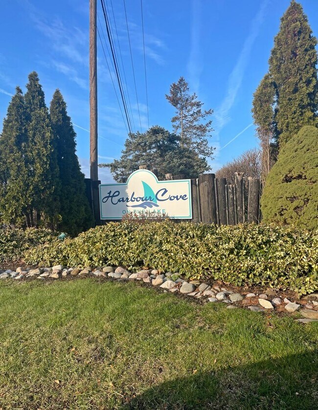 Photo - Two Bedroom Available in Harbour Cove on t... Unidad 217