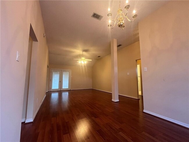 Photo - 1363 Kilearn Dr