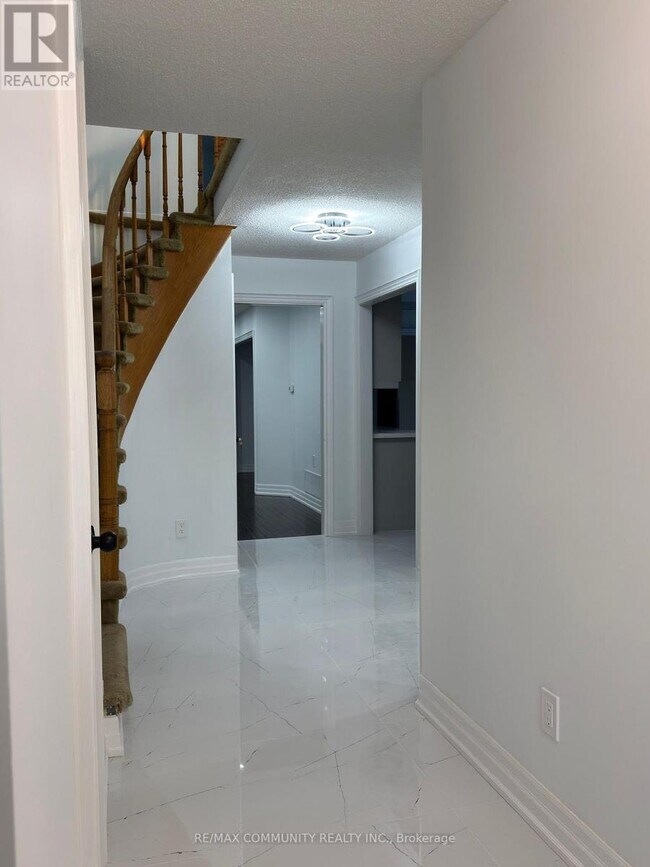 Photo - 29 Mansewood Gardens