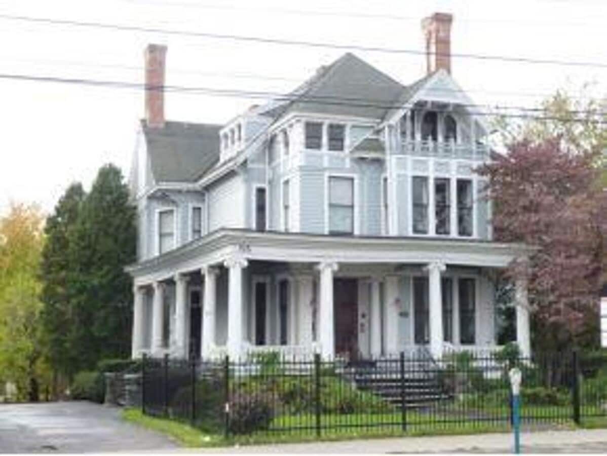 Photo - 55 Main St
