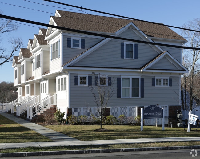 Building Photo - 52 Brookside Dr Rental