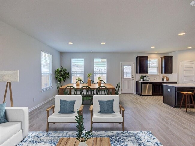 Photo - 128 Drifter Ln