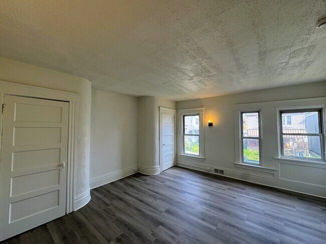 Photo - 111 Harrison Ave Unit 2