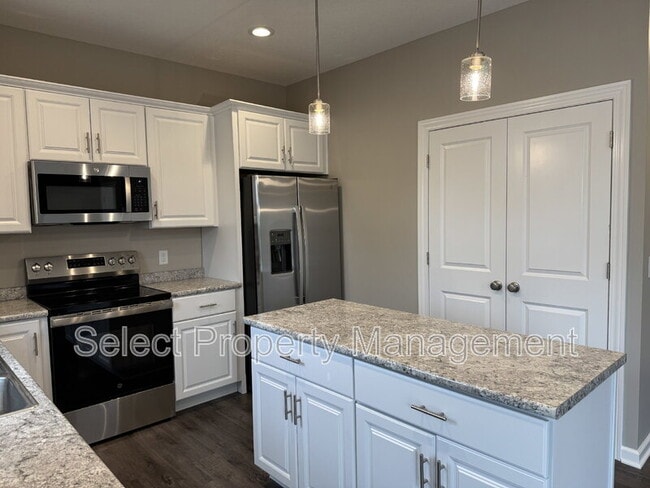 Photo - 1032 Matteoti Ct House