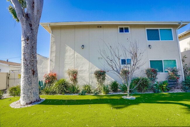 Exterior - 6107 - 6117 11th Ave Rental