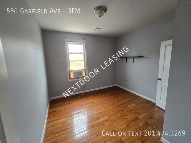 Photo - 550 Garfield Ave Unit 3FM